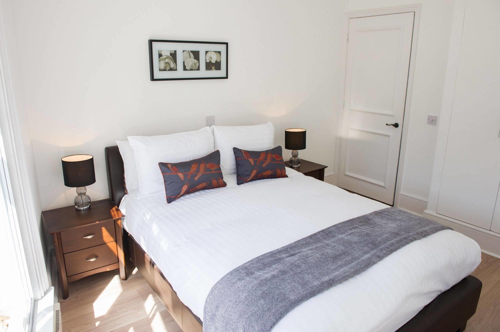West End One Apartments Лондон Екстер'єр фото