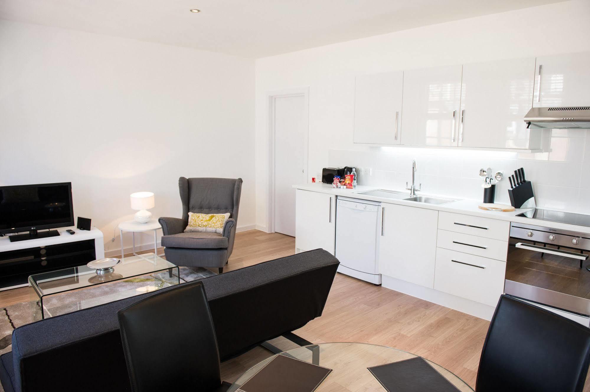 West End One Apartments Лондон Екстер'єр фото